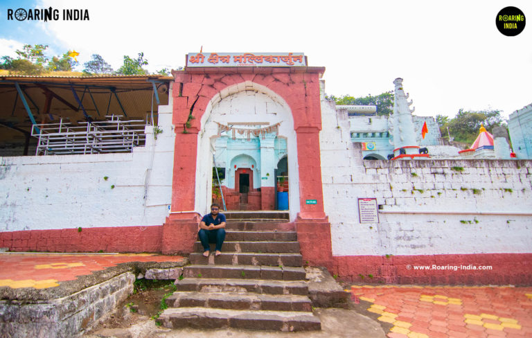 Satishkumar at Shri Kshetra Mallikarjun