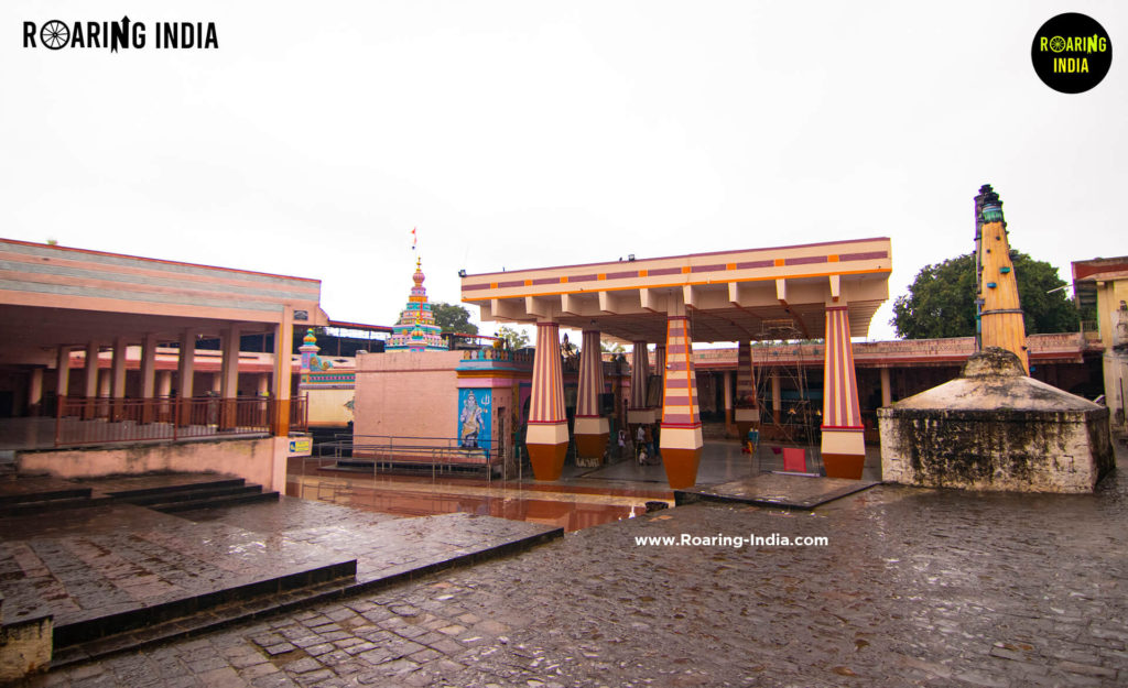 Inside view of Khilegaon Basavanna Temple