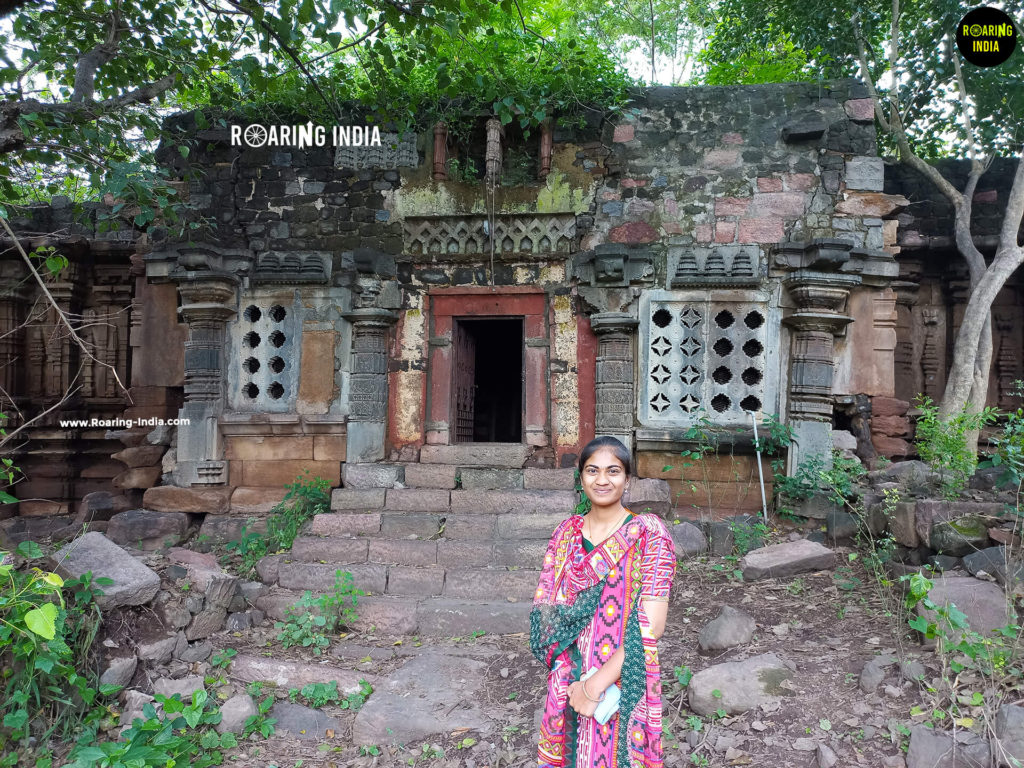 Mayashree Mali at Venugopal Temple Savadi athani