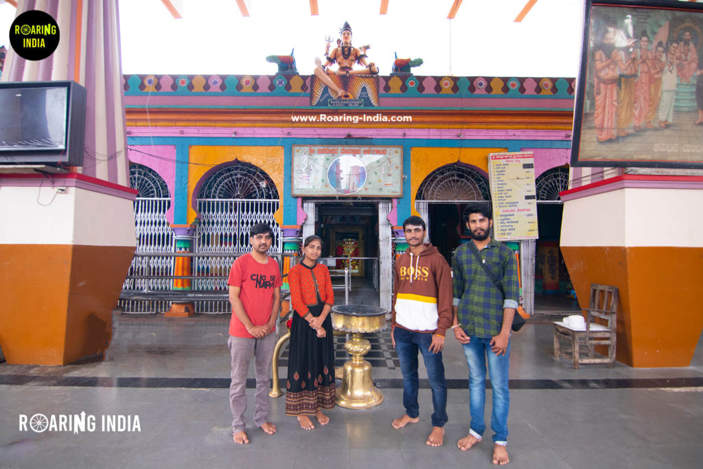 Roaring India Team in Khilegaon Basavanna Temple