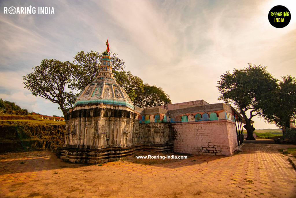 Side view of Shri Basaveshwar Temple Balligeri