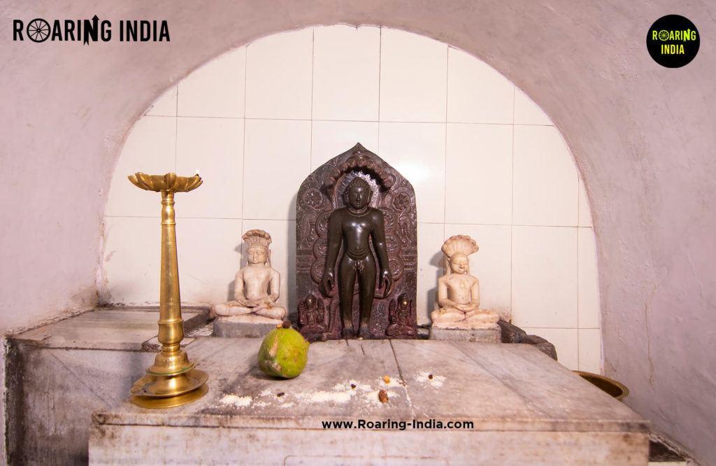 Bhagwan 1008 Parshwanath Temple, Kagwad