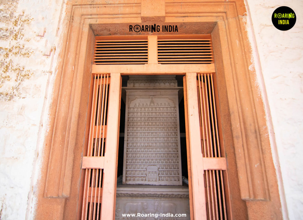 Entrance of Tees Chaubis Temple Shedbal