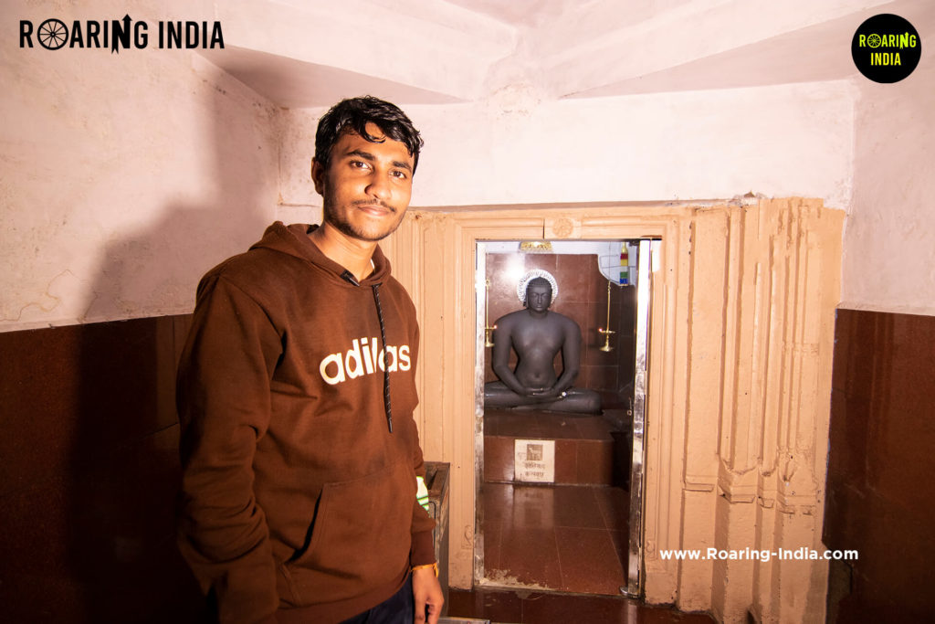Shrikant Gondhali in Bhagwan 1008 Shantinath Temple