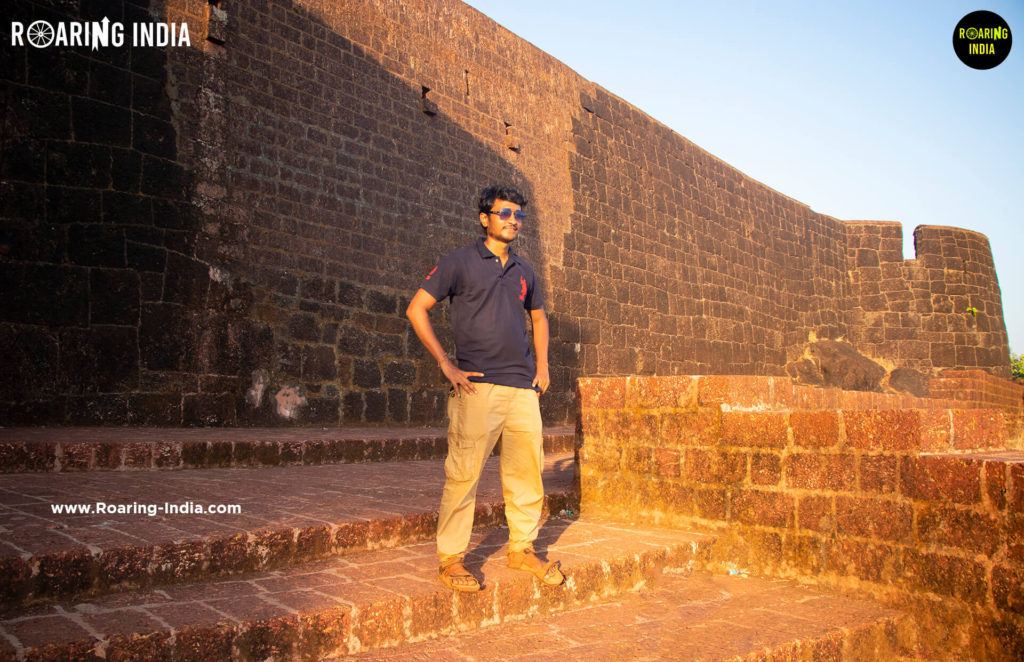 Back Wall of Purnagad Fort, Ratnagiri