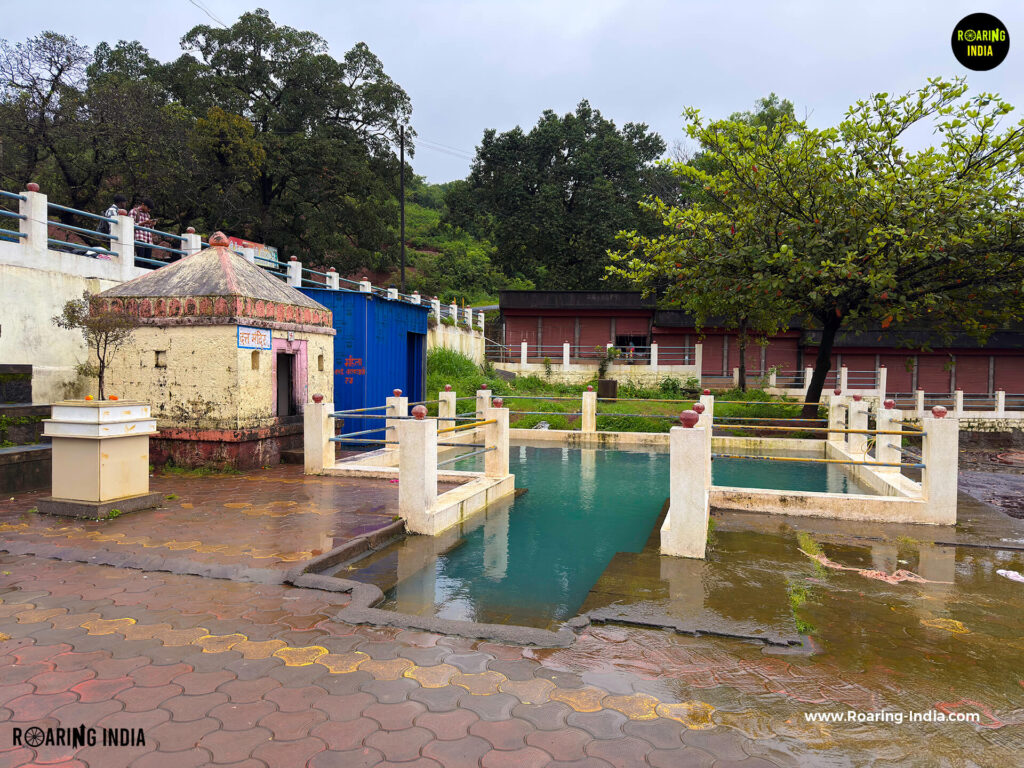 Jalkund at Shri Vaijnath Temple Devarwadi