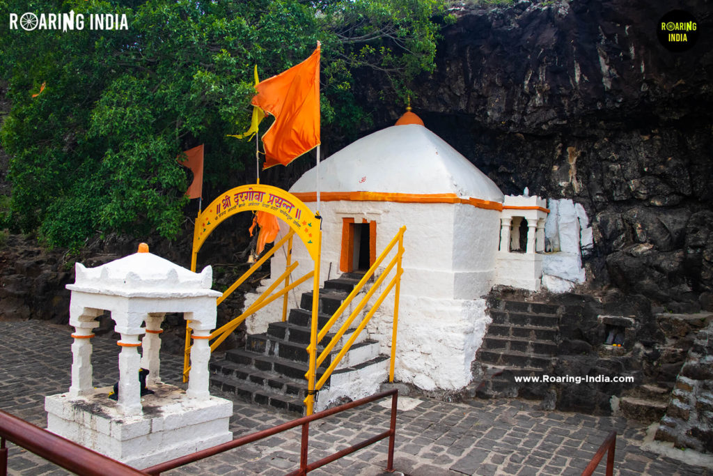 Shri Lord Dargoba Temple Pare