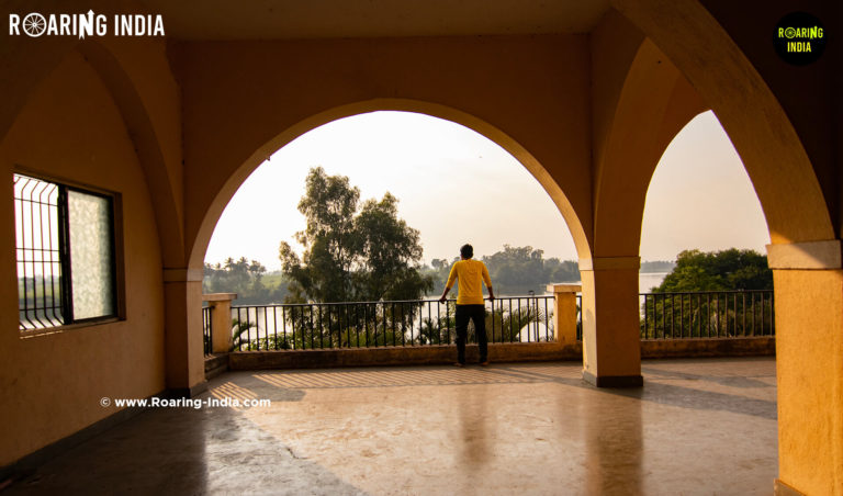 Shrikant Gondhali in Kole Narsimhapur Temple