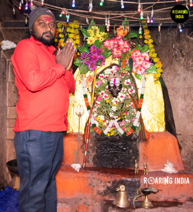Siddappa Poojari in Kolgiri Bhairavnath Temple, Kolgiri, Jath