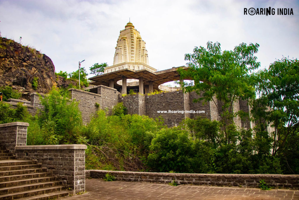 Side View of Honai Temple Hills Station, Hatnur