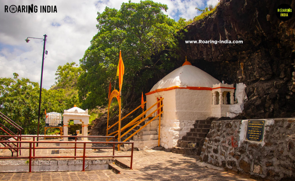 Top Point of Dargoba Temple Hills Station Pare