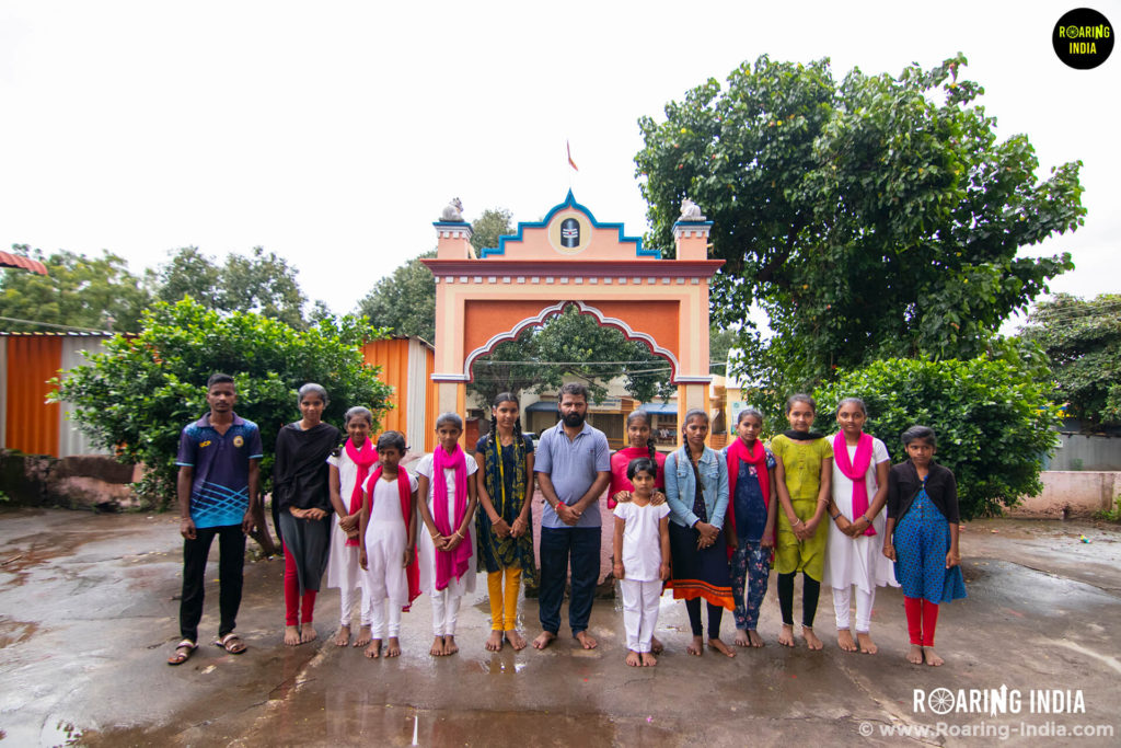 Sir Shivananda Bhagojimath and Students