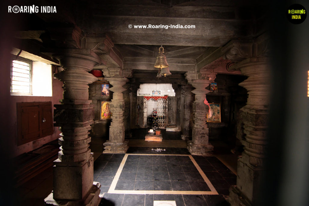 Inside view of Amrutlingeshwar Temple Athani