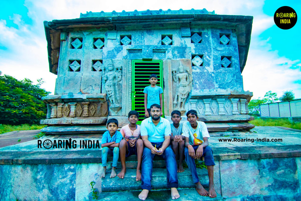 Satishkumar Gondhali with childrens at Ancient Shiva Temple Nandgaon Athani