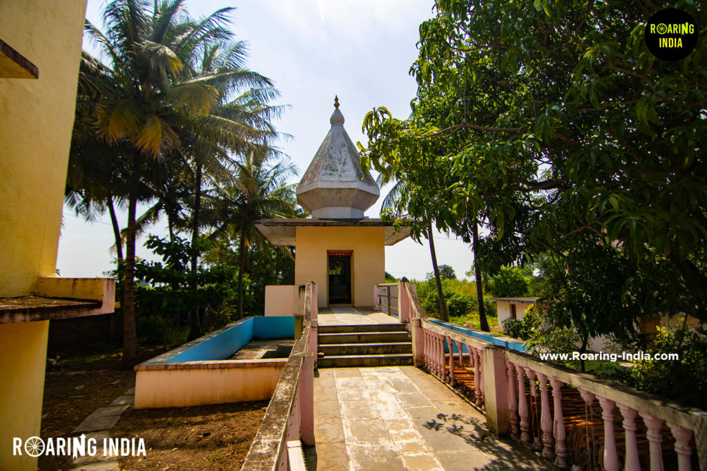 Bhagwan 1008 Mahavir Temple (Pawapuri Temple) Shedbal