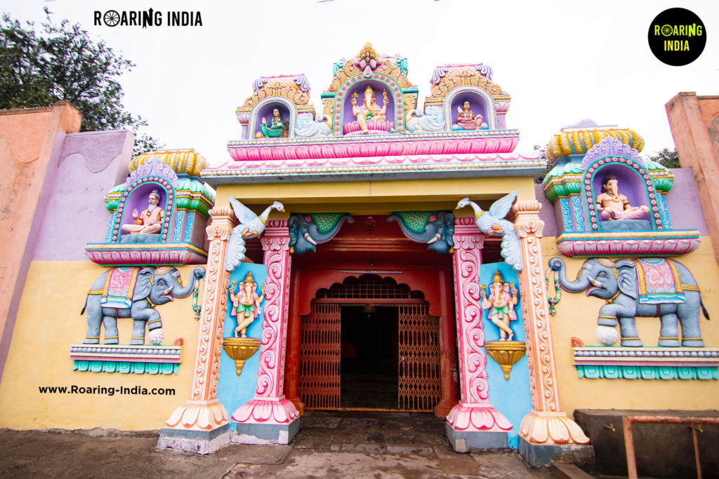 Entrance of Shri Mayureshwar Temple Kempwad