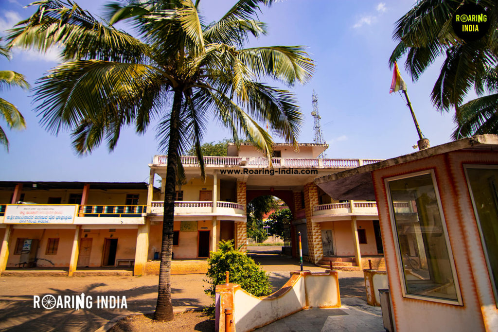 Exit of Shri Shantisagar Digambar Jain Ashram Shedbal