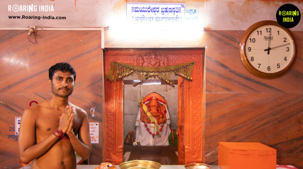 Shrikant Gondhali in Shri Mayureshwar Temple Kempwad