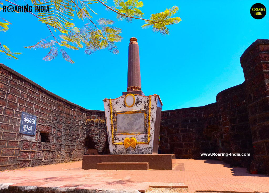 Baskya Buruj, Ratnadurg Fort
