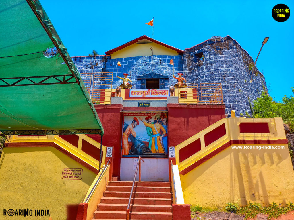 Entrance of Ratnadurg Fort