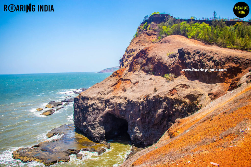 Ratnadurg Fort View, Cave