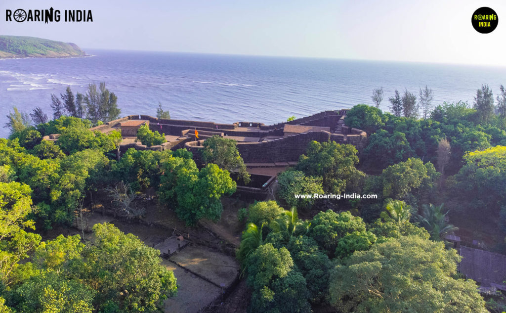 Wide View of Purnagad Fort, Ratnagiri